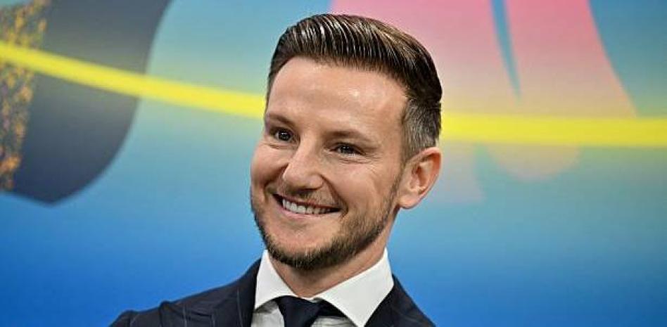 拉基蒂奇：我在巴萨和哈维只共事过一年，真希望能共事更久